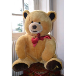 Peluche ours géant Chocolats Lindt Edition limitée sur Ambiance Plaisir (2)